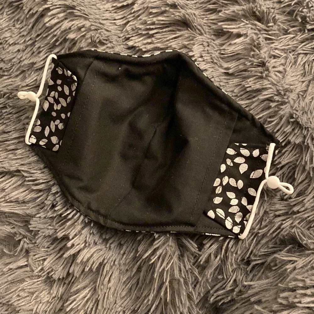 Face mask -large